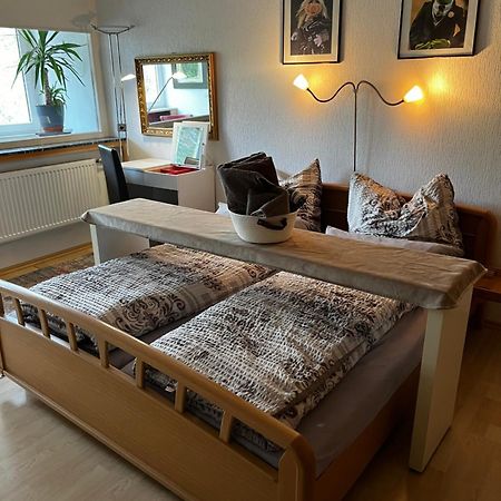 Gemuetliche, Ganze Wohnung In Ruhiger, Zentraler Lage 勒沃库森 外观 照片