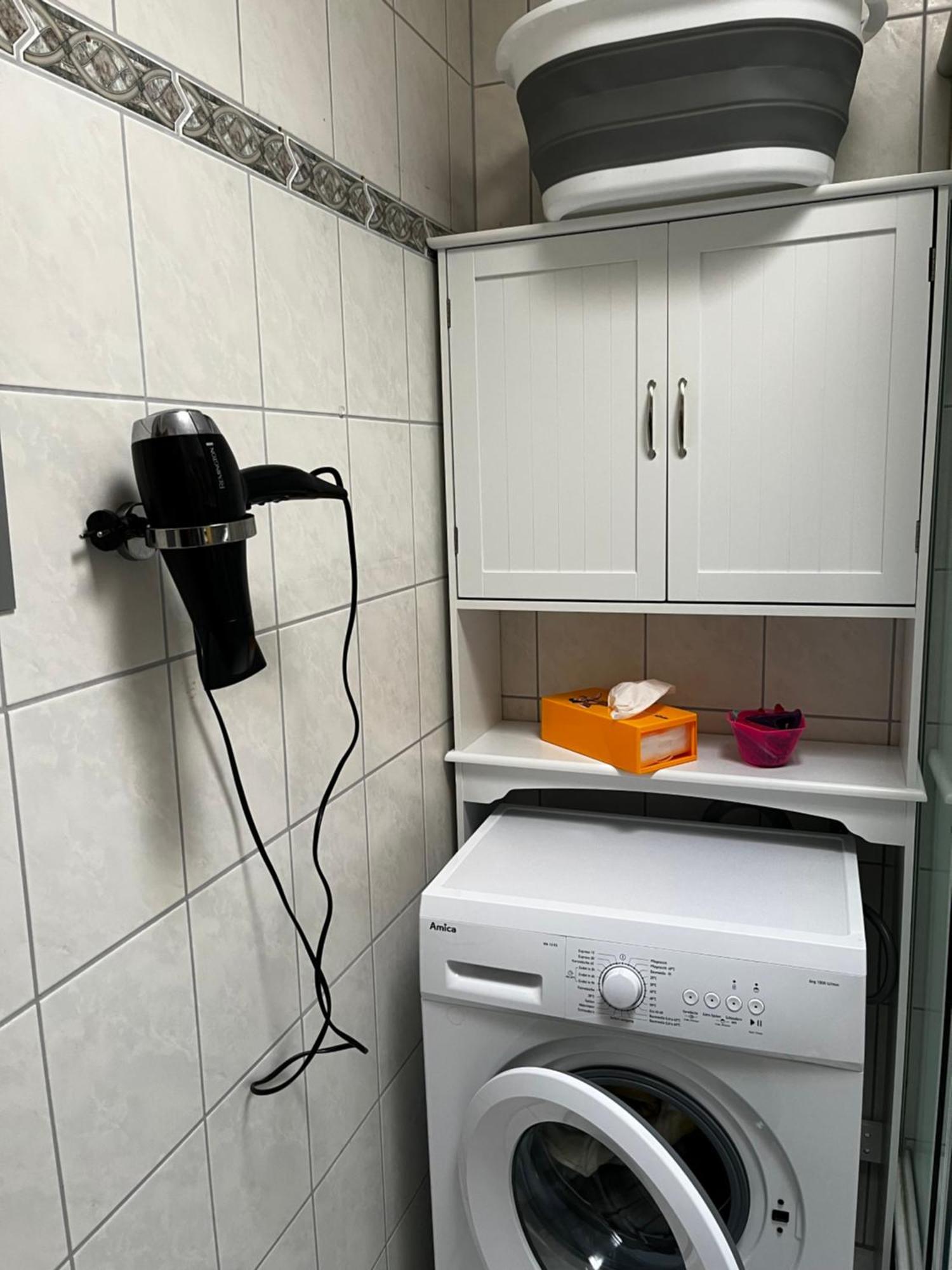 Gemuetliche, Ganze Wohnung In Ruhiger, Zentraler Lage 勒沃库森 外观 照片
